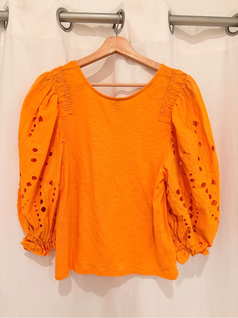 LAST CHANCE - Express Eyelet Top